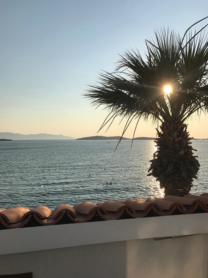 Ayshe Hotel Foça Ngoại thất bức ảnh