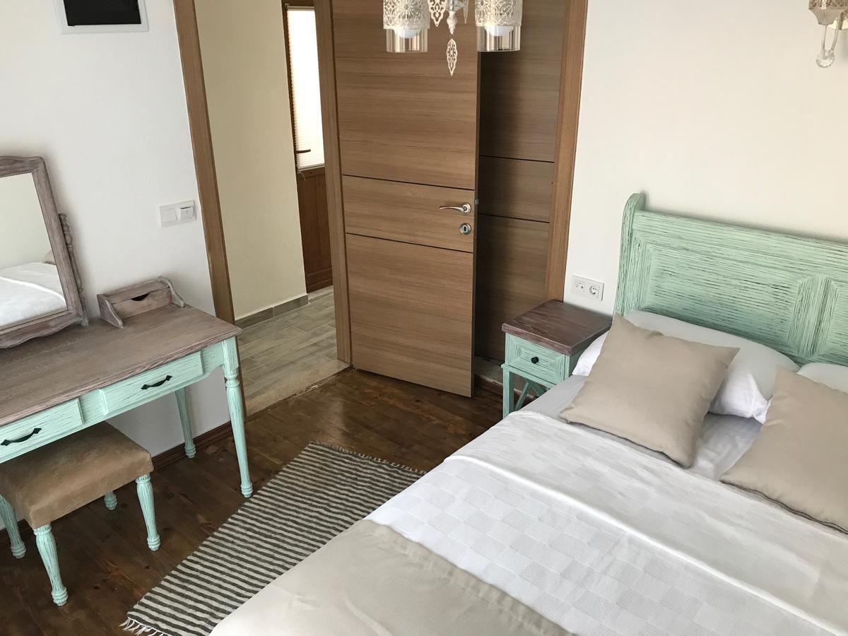 Ayshe Hotel Foça Ngoại thất bức ảnh